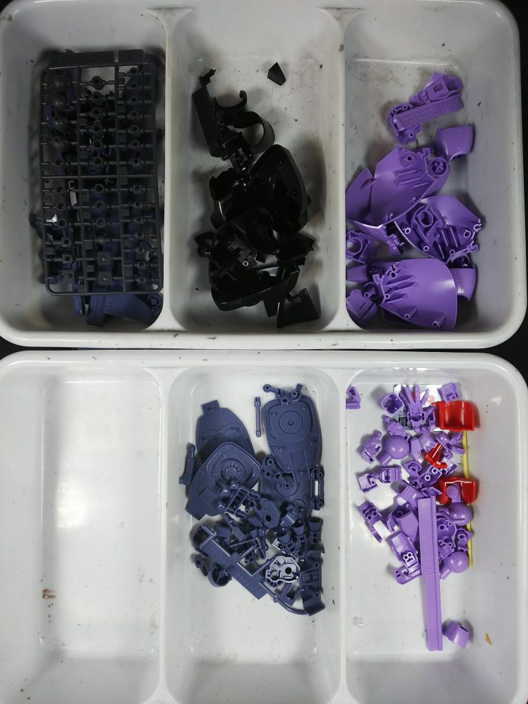 パーツ切り出し