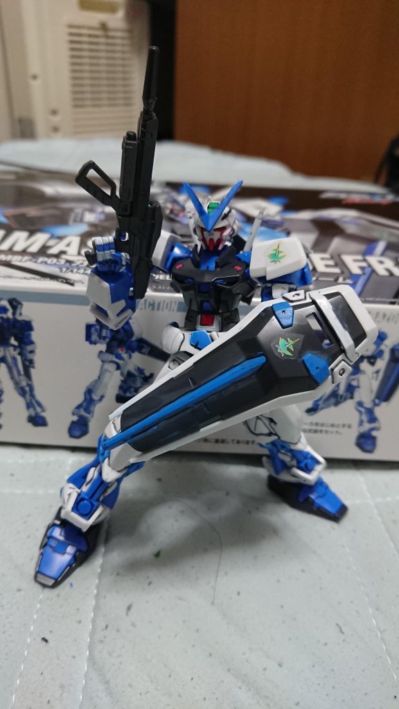 シールドの塗装が一番かかった。