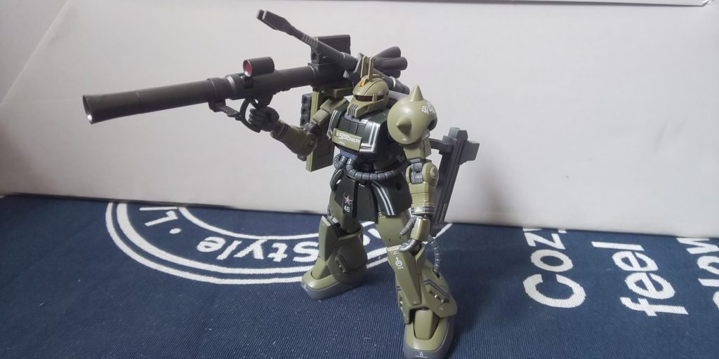 バズーカと180㎜キャノンがケンカしてます