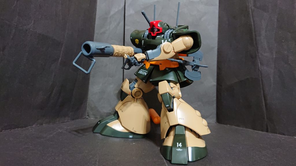 ドカーンと一発!。少ーし腕の向きがぎこちないで
すが...