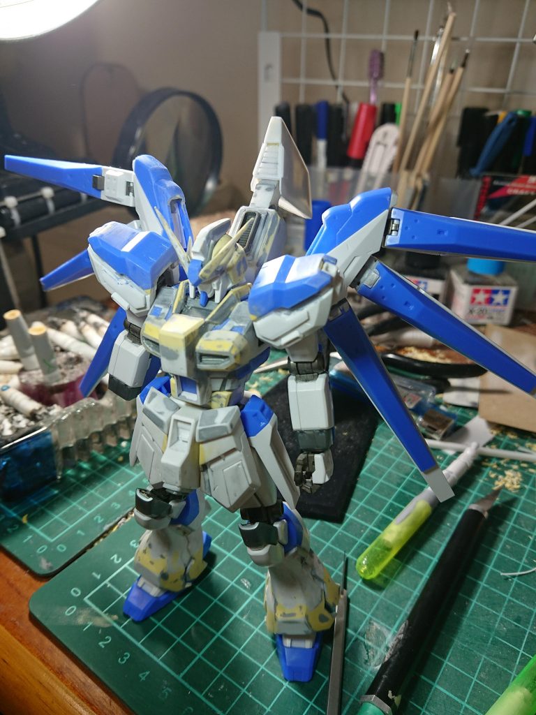 こうして、この文章を打ちながら写真を見てると懐かしくなりますねぇ。 半年間を振り返りながら思いだしてますこの写真で転がってるプロペラントタンクをみて思い出したのが、延長に鉛筆キャップを使っていたという笑