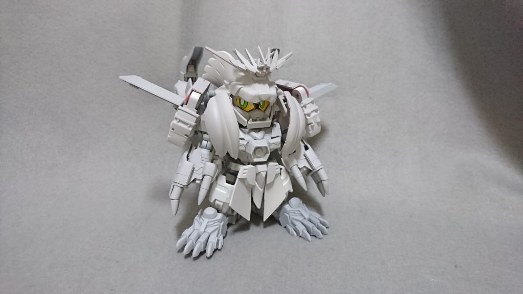 最初のサフ状態、ほぼ形が出来てます