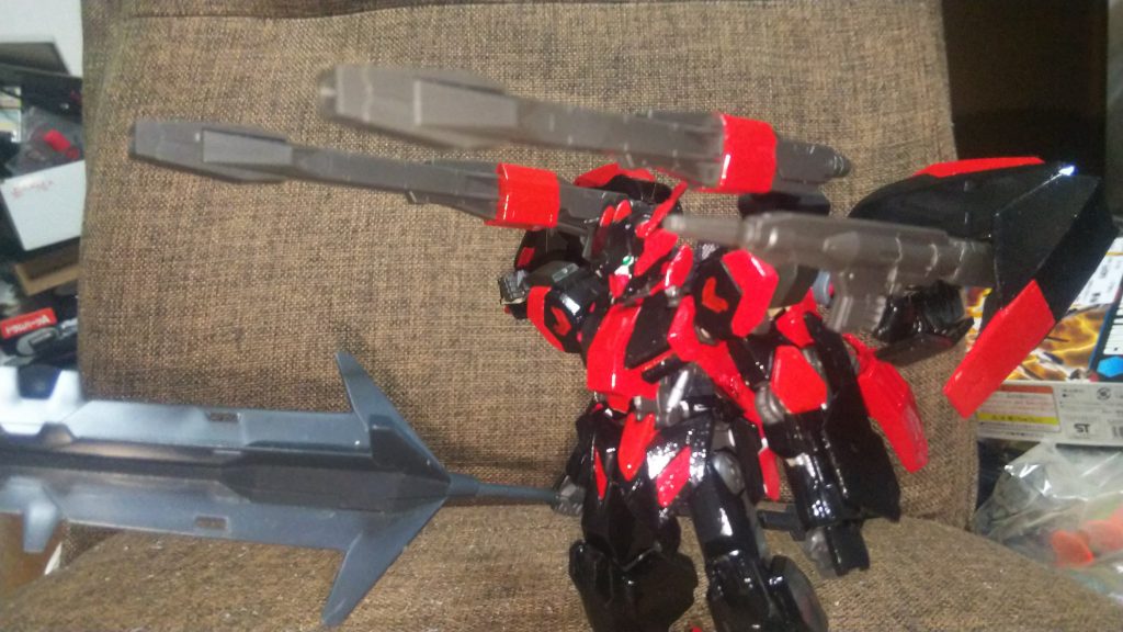 もちろん、4本腕で戦えます