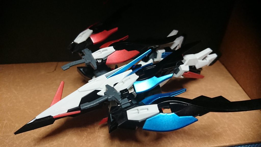 今回の変更点、最大の特徴で変形出来る様になりました!ウイングゼロ要素が増えたけど、まぁこれはこれで(^^;)