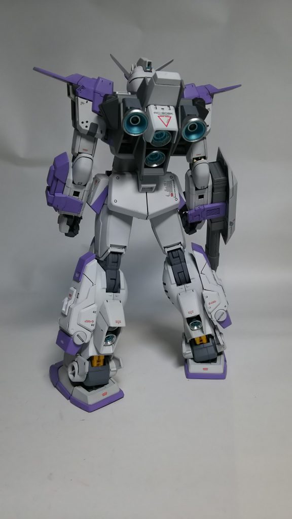 ノーマル形態のバックショット