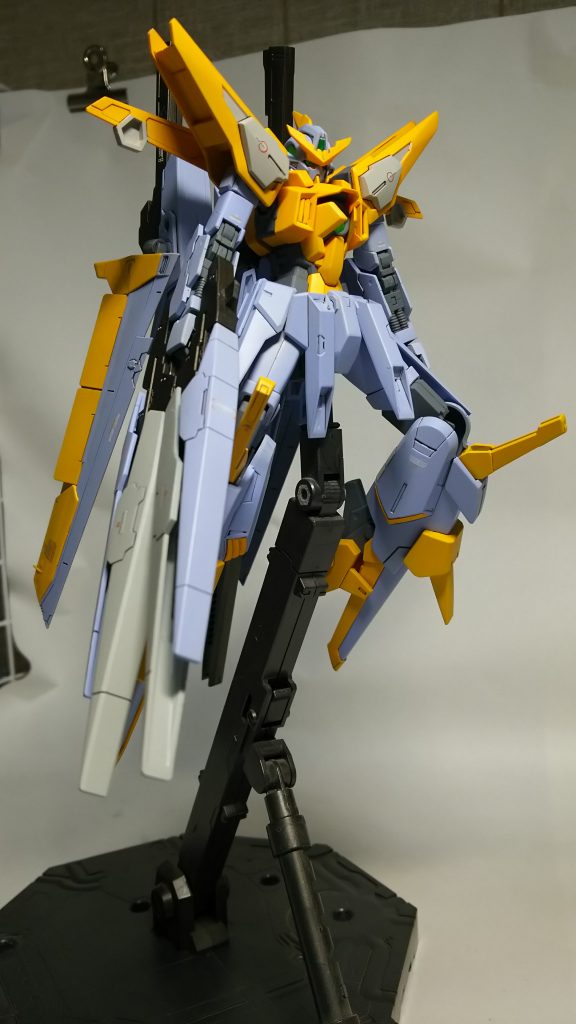 適当にポージングを