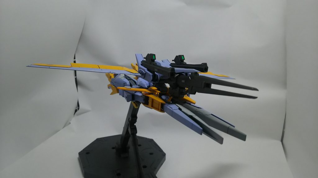 ライトニングキュリオスガンダム–6枚目/制作者：ブレンボ