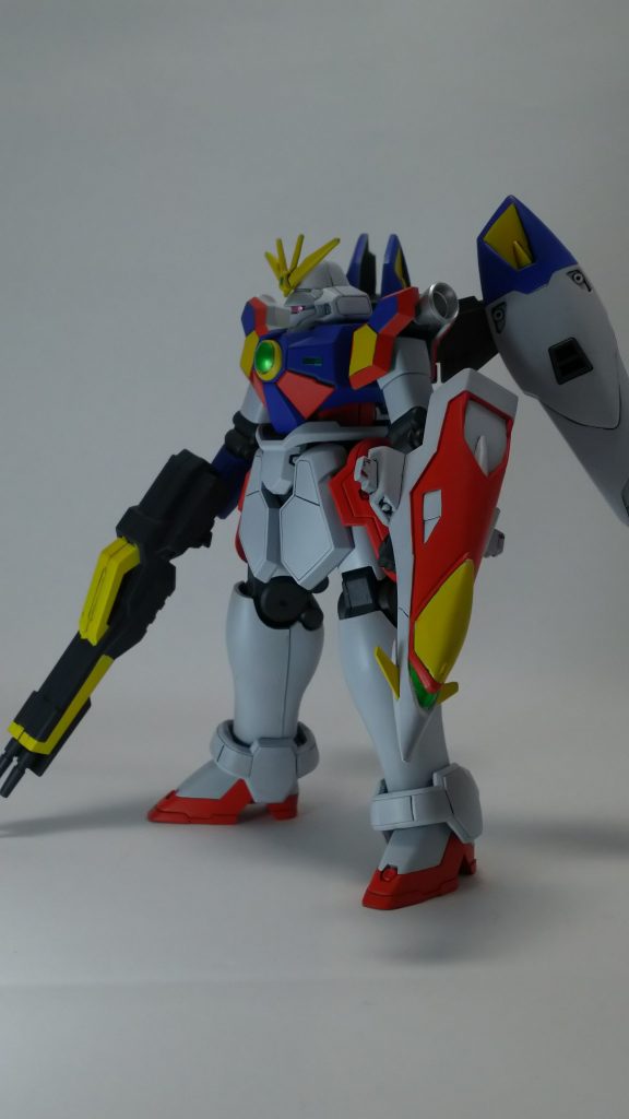 横から。シールドもマグアナックに付属しているジョイントを無改造で取り付け。
何故かこのショットだけ格好良く取れました笑。