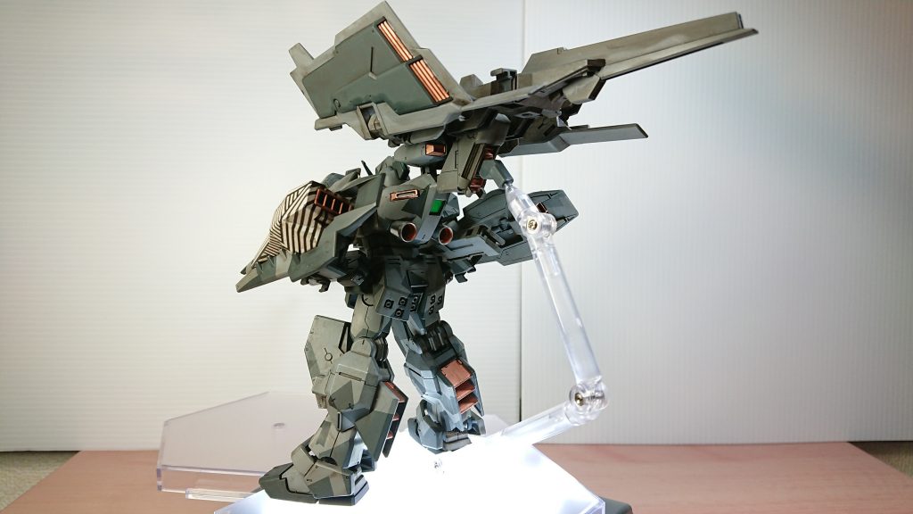 配色に迷った結果の迷彩–5枚目/制作者：すいばり@qpRNY1