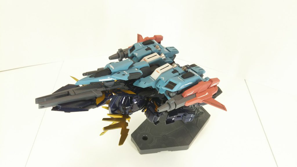 なんと言ってもこの機体の特徴は可変機だということ
リディさんに乗ってもらうならやはり可変機にしたいなと思いまして