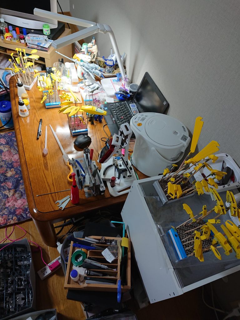 塗装の乾燥待ちも大忙し(^。^;)