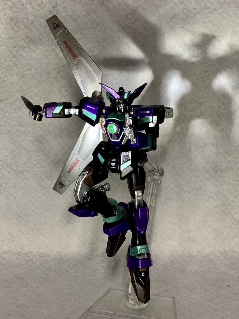 ## 〜祝え!!その名もガンダム Wエターナルシノビ!!!〜
HI-019 Wエターナルシノビ
全てのモデラーにオペレーションEWの発動を知らしめる影の忍者。
多くのオペレーションEWの機体達を陰ながら支援している。