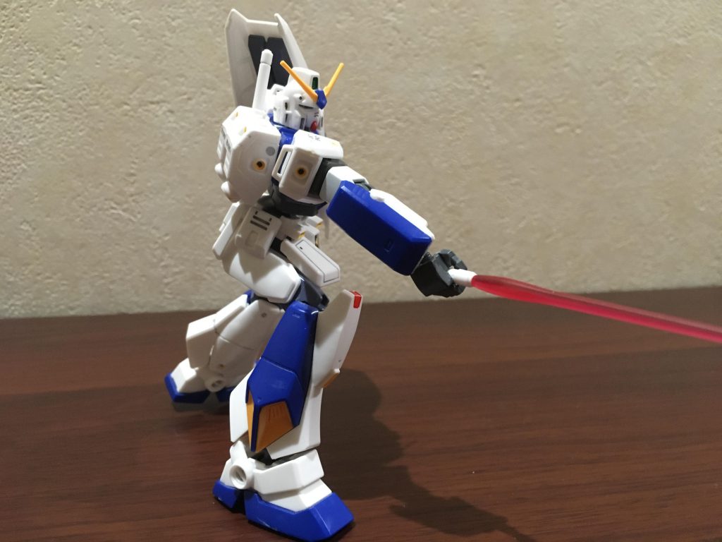 それでもこの機体は使用率ランキングでは上位にいます
古参から愛されているからなのか、カッコいいからなのか…