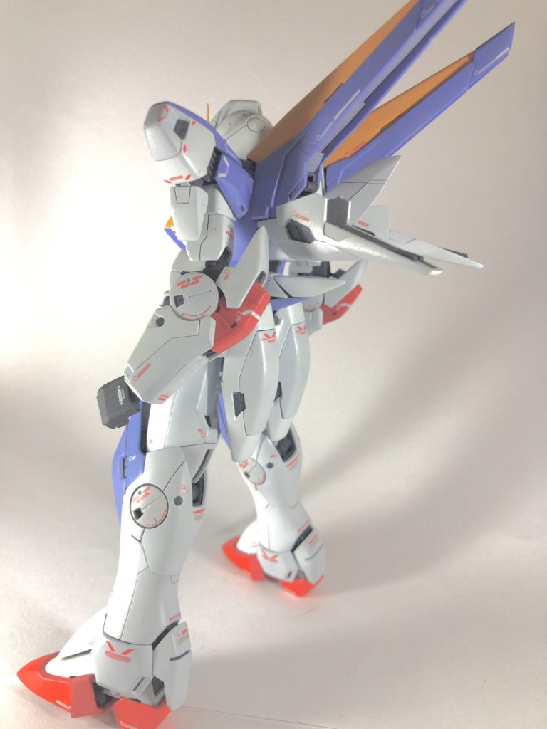 バックショットです(^.^)

カラーは主にガイアカラー 、フニッシャーズカラー   、クレオスを使用してます。