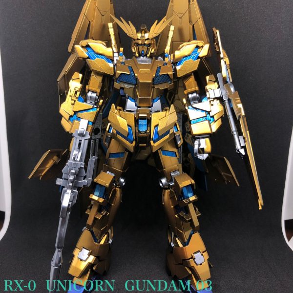 RX-0 UNICORN 03 PHENEX