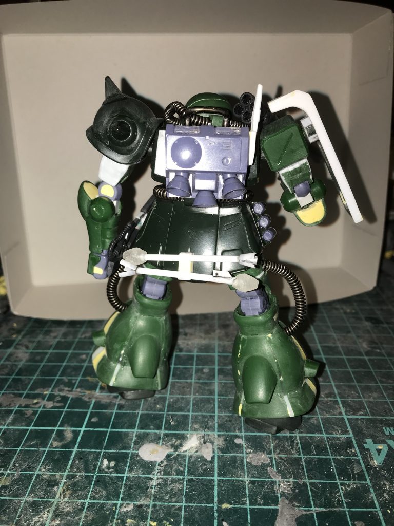 陸戦用なのでアポジモータは無くしてます。
シュツルムファウストは自作したんですがもう少し弾頭が大きなほうが良かったかも。