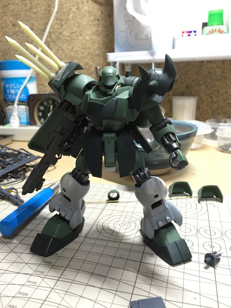 ホームセンターのプラ釘を加工したよ