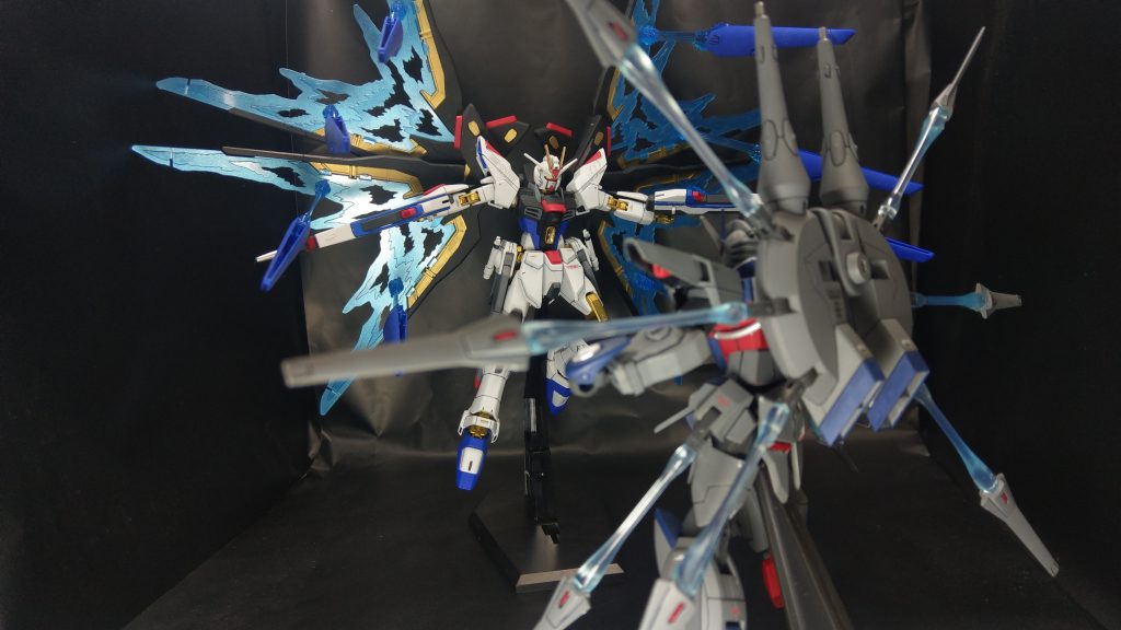 レジェンドと対決
https://gumpla.jp/hg/243368