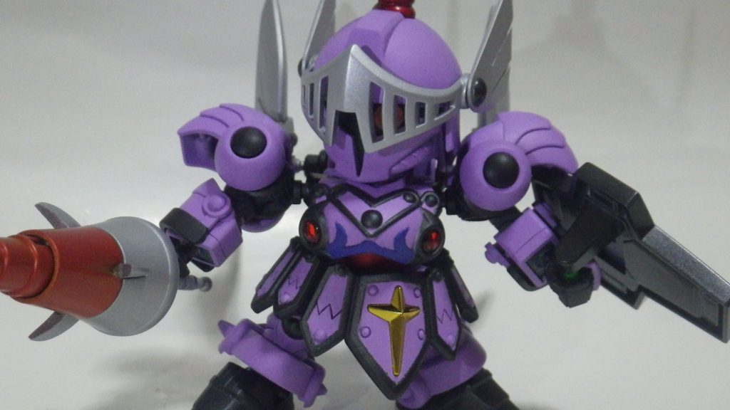 バイザー下がります。前が見えませんね。