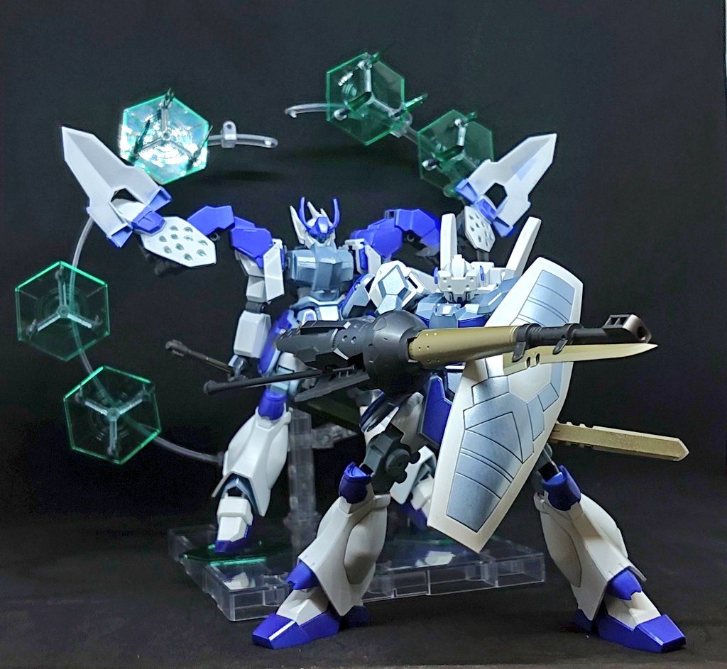 そして…同時進行でつくりました。ジェダイの前身であるプロトタイプの[ジャスティス・エンフォーサー](https://gumpla.jp/hg/260995)