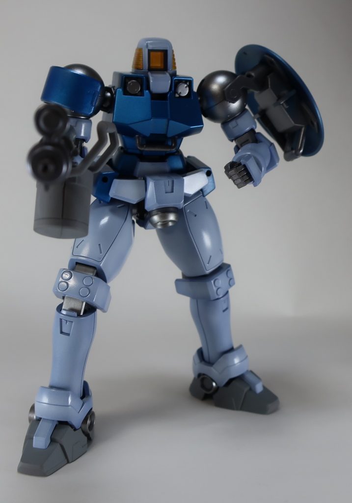 盾のない通常の左肩も塗ってありますが、付け外しによる塗装ハゲが怖いのでなしにしました