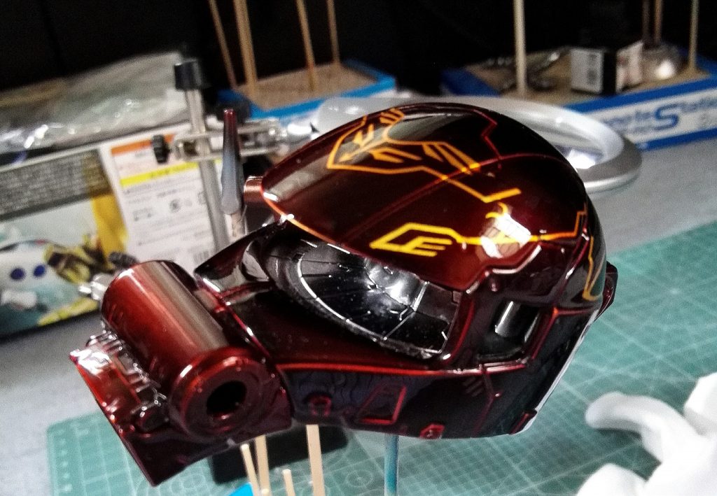 クリアは5回くらい吹き付けてもう陶器みたいw