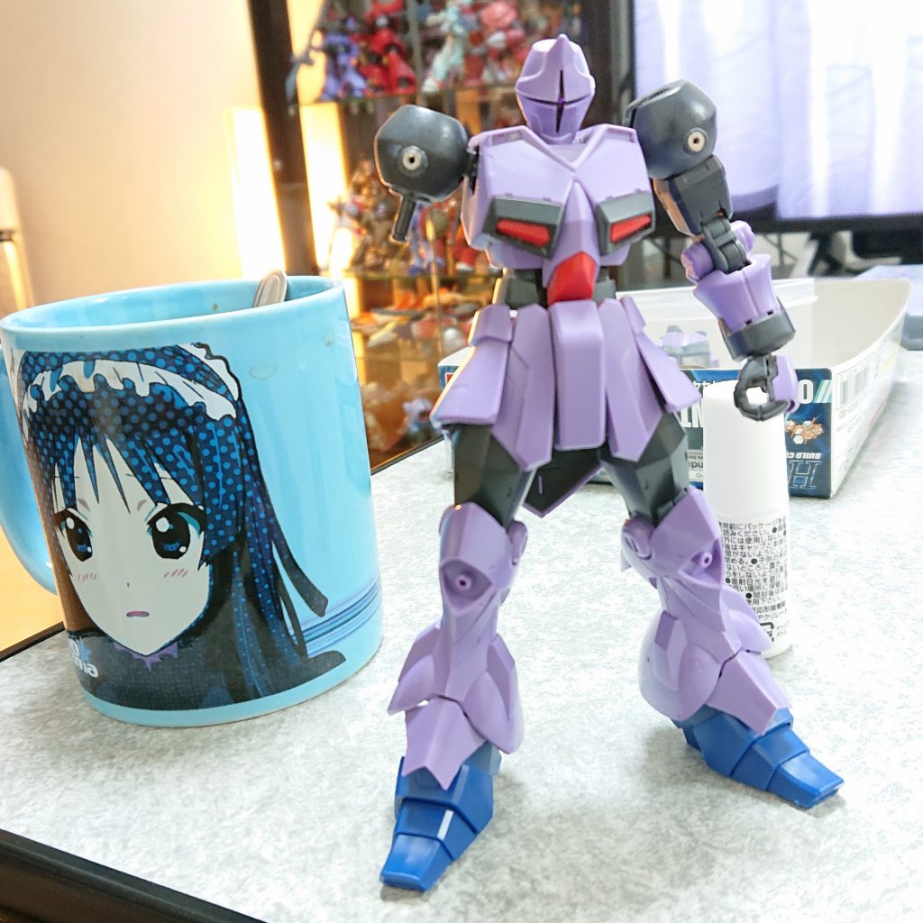 足首はMG誌の真似をして、ヒール状にすべく
ギャンスロットから持ってきました。