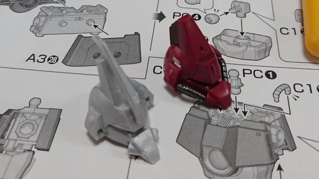 ノーマルのガルバルディとの比較。