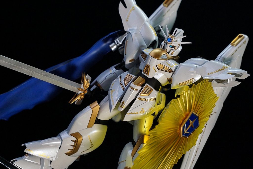 イメージは白騎士。ランスロットや、白騎士物語を参考にさせていただきました。