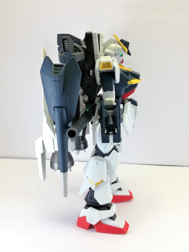 バックパックはビルドブースターMk-Ⅱをベースに更なる改造を加えたRe:ビルドブースターMk-Ⅱとなっている。
メイン武装は攻防に使えるシールドライフル。