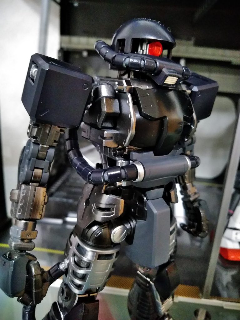 かなり前のキットですが内部フレームが精巧に作られてます。
オススメできるキットです。
装甲で殆ど隠れちゃうけどね…