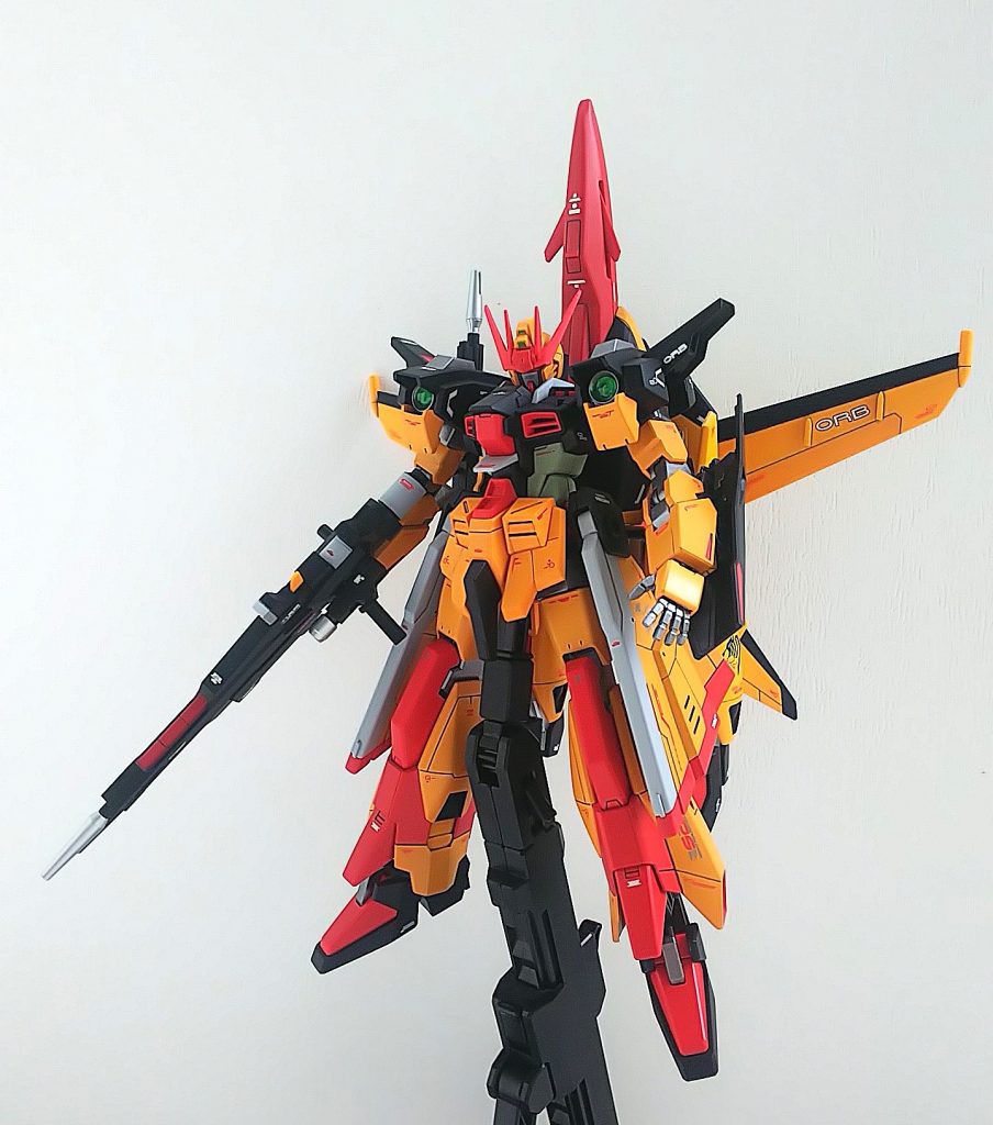 本体は狙撃を得意とする構成にしたかったのでミキシングパートナーにライトニングを採用しました。