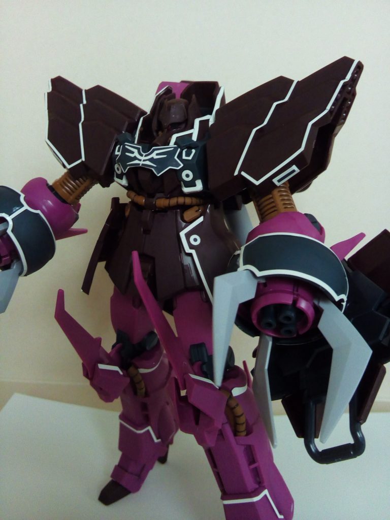 トップコートを筆塗りで挑戦して見ましたがムラムラです。