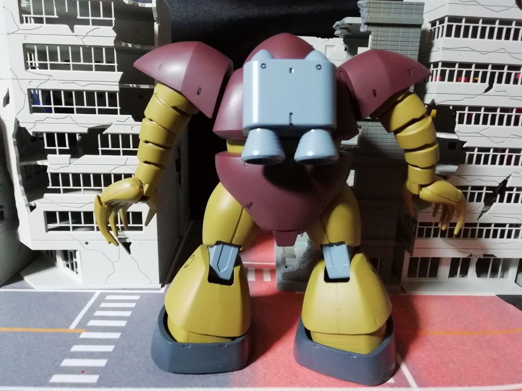 ゴッグ–3枚目/制作者：新人メカニック