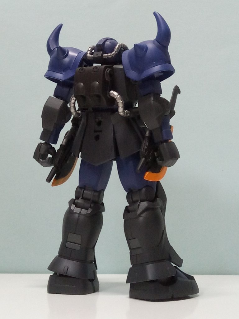 今回サフは使用しないまま塗装を行っているので多少処理した部分が目立つかと思いますが我ながら出来た方だと思います。