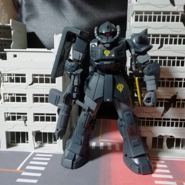 アクト・ザク　キシリア隊専用機