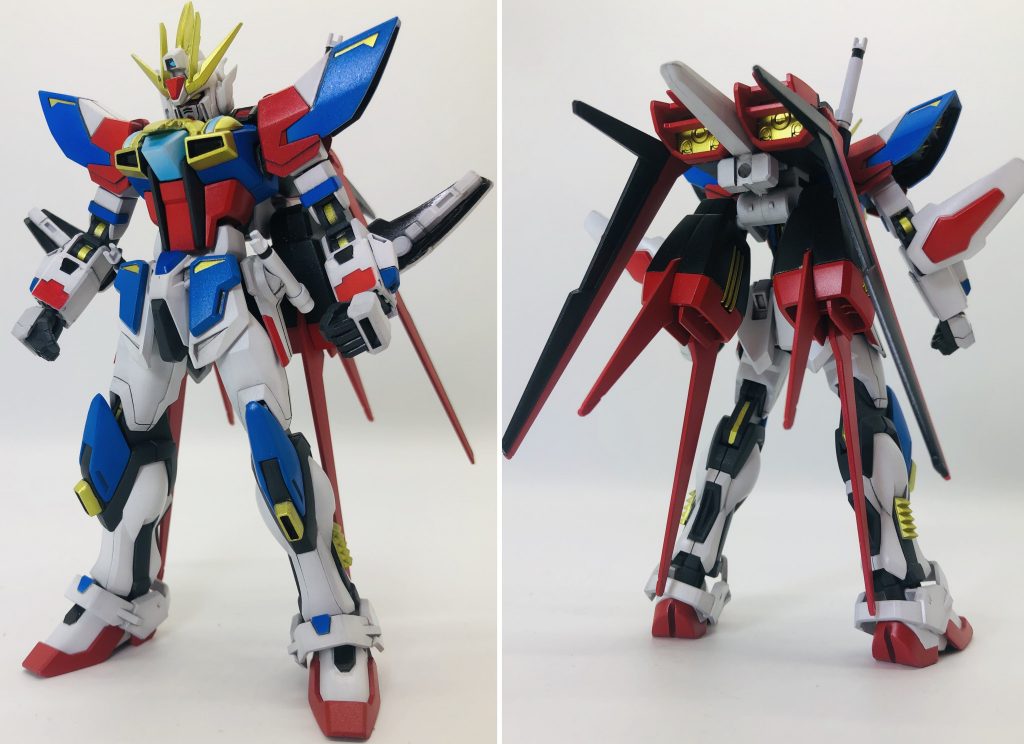 〈STORY〉イオリ・セイ、レイジ、そしてカミキ・セカイー。ここに彼らの戦いに魅了された1人の青年がいた。青年は彼らのようなビルドファイターになるべく、ストライクガンダムをベースとしたガンプラを作り出した。『マイティストライクガンダム』と名付けられたガンプラは格闘技に精通していた彼に合わせた調整が行われており、堅牢かつ柔軟に富んだバトルパフォーマンスを発揮することができる。ギャラクシーコスモスの本体をベースにしながら随所にビルドバーニングガンダムのパーツが使用されており、プラフスキー粒子の貯蔵に長けた機体となっている。そして本機に貯蔵された膨大なプラフスキー粒子を解放する『*レイジングバーストシステム*』によって一気に肩を付ける猛々しくも鮮やかな戦い方から、青年は『黄金の風』の異名を持つようになった。伝説となったかつての少年たちを追い越すべく、ここに『*MIGHTY=最強*』を冠する新たなストライクガンダムが誕生したのであったー。