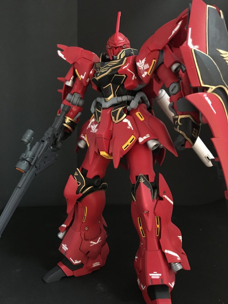 デカールはRGシナンジュを使用