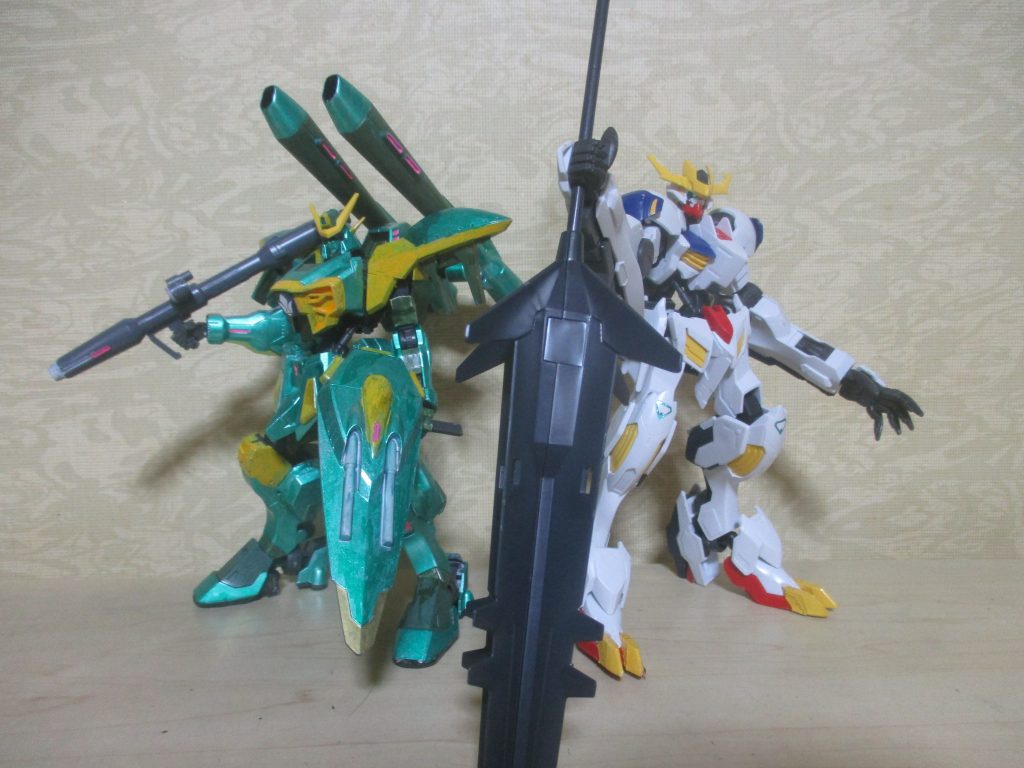 （せっかくなので）バルバトスルプスレクスとの揃い踏み。