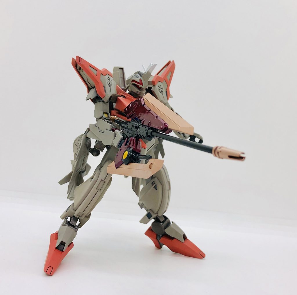 E.R.B.A type-ΣWARESが開発した大剣型のE.R.B.A。チャージショットと速射砲撃モードを搭載したエーテリックライフルの下部にスーパーカーボン製のブレードを装着している。アルファス専用という訳ではなくLEVのオプション兵装一つである。