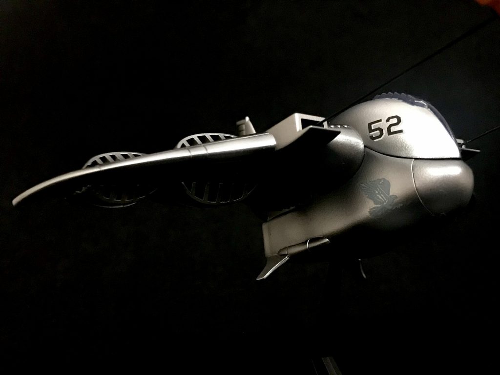 デカールは戦闘機プラモのものを適当に持ってきました