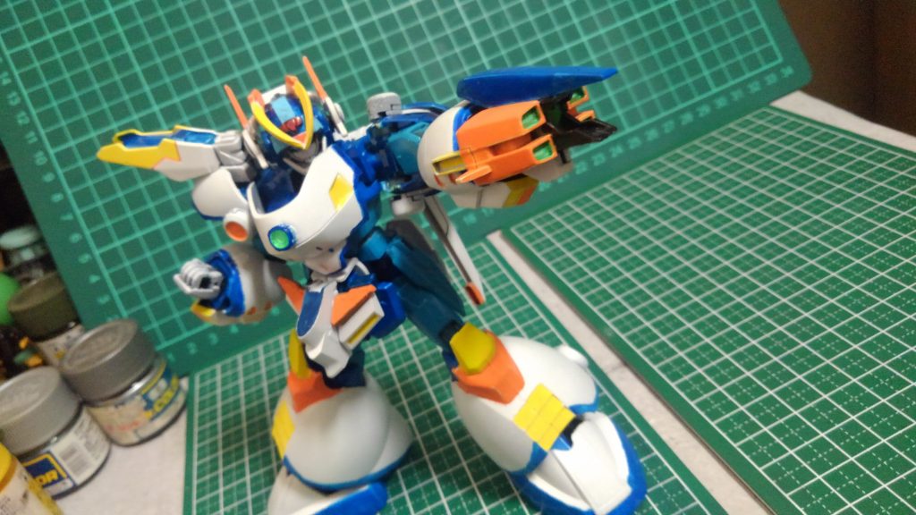 モチーフになったアーマーは特に無いですが
色はX3のサードアーマーっぽくオレンジを多く入れました