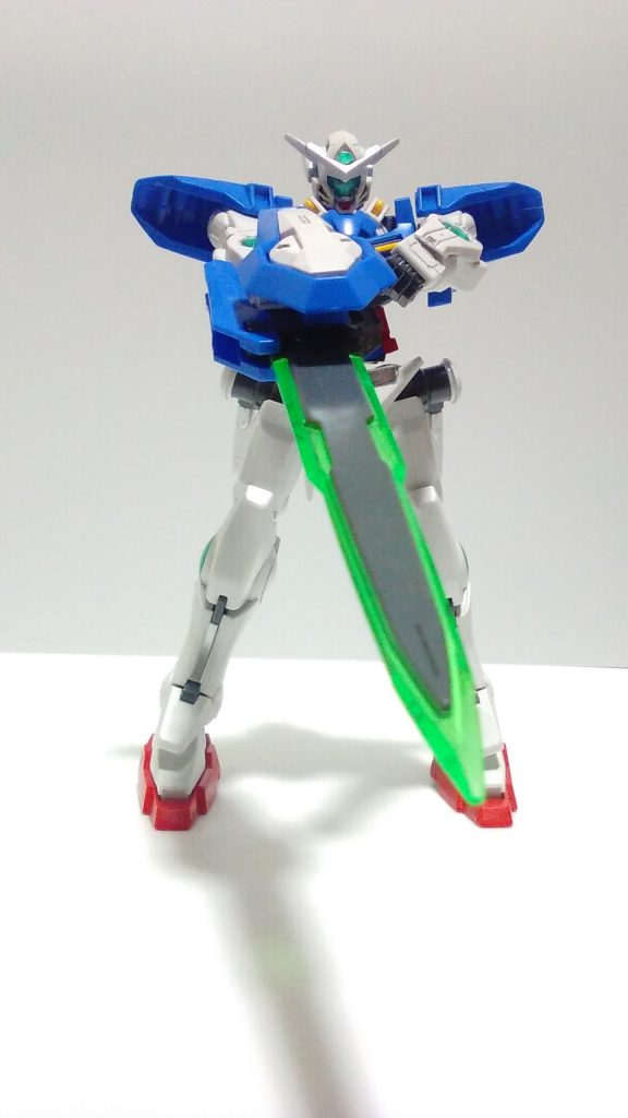 エクシアR2RにGNソード改を装備させてます。