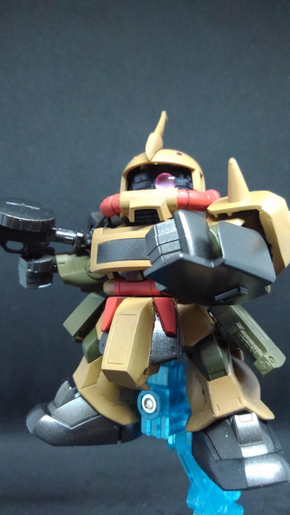 SD MS-06D ザク・デザートタイプ(クロスシルエット改造–4枚目/制作者:とむはち