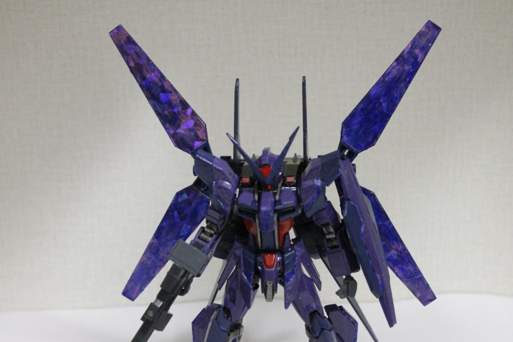 ストライカーに接続されているパネルをX字に展開、