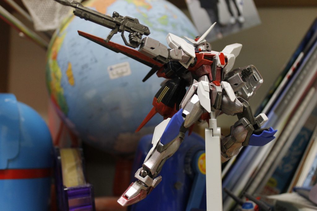 塗装する前は結構ヒロイックでした。
色って大事ですね。