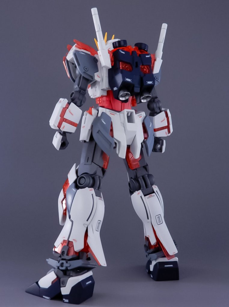 ナラティブガンダムC装備–3枚目/制作者：バーミリオン