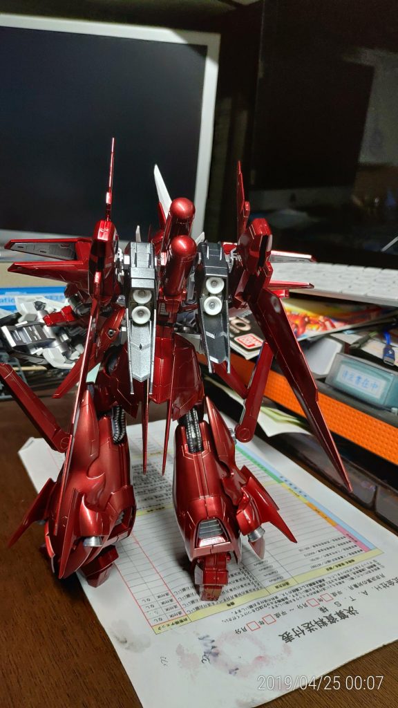 シルバーを基本に