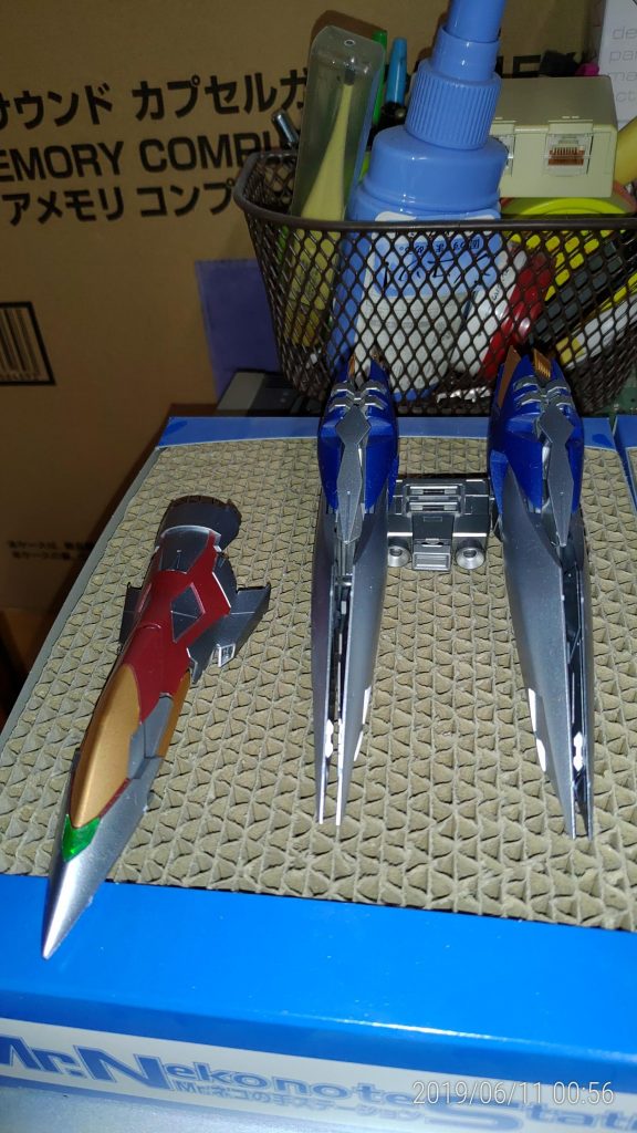 プロトゼロは羽もまだ小さめ