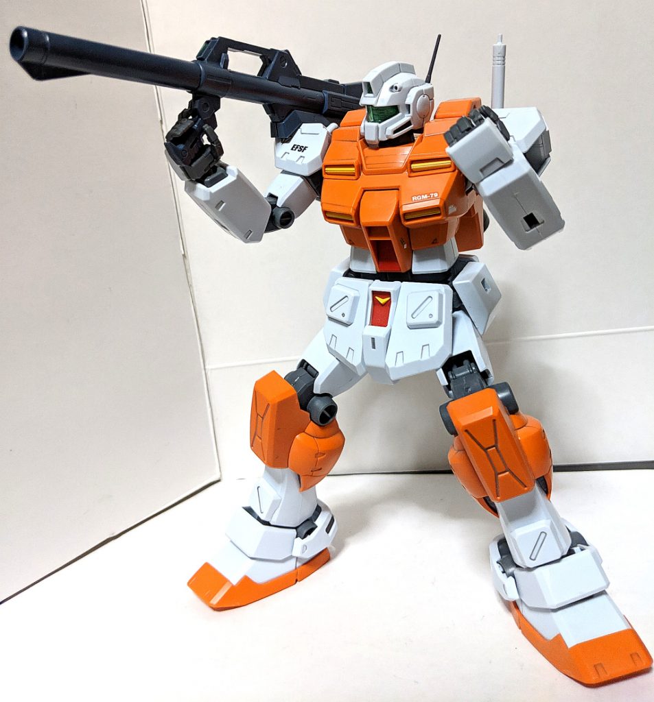 もちろんハイパー・バズーカも装備可能、こちらの物はガンダムMk-Ⅱの物をそのまま流用して使ってます